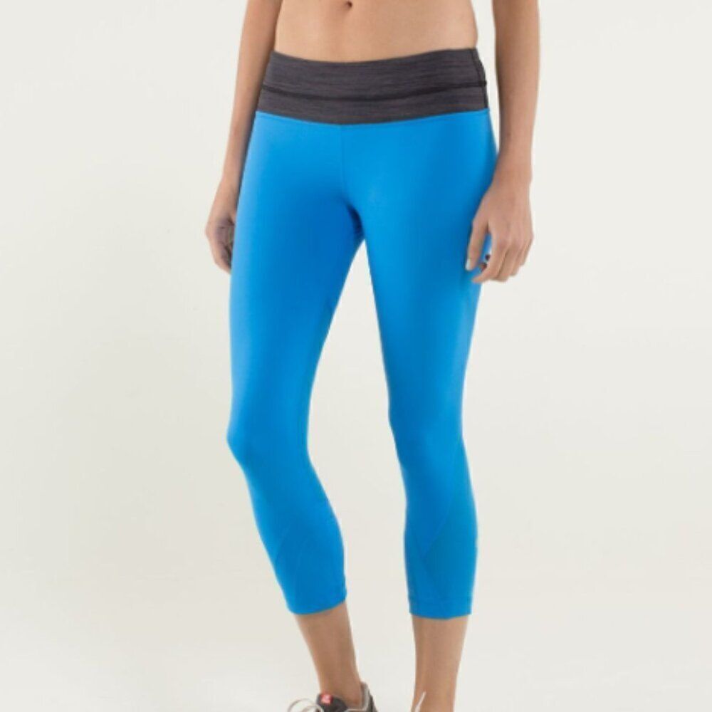 LULULEMON Run Inspire Crop Blue Size 4 Estimated